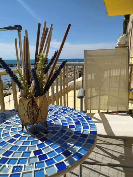 Casa Vacanze Marina Di Pisa Catola Eksteriør billede