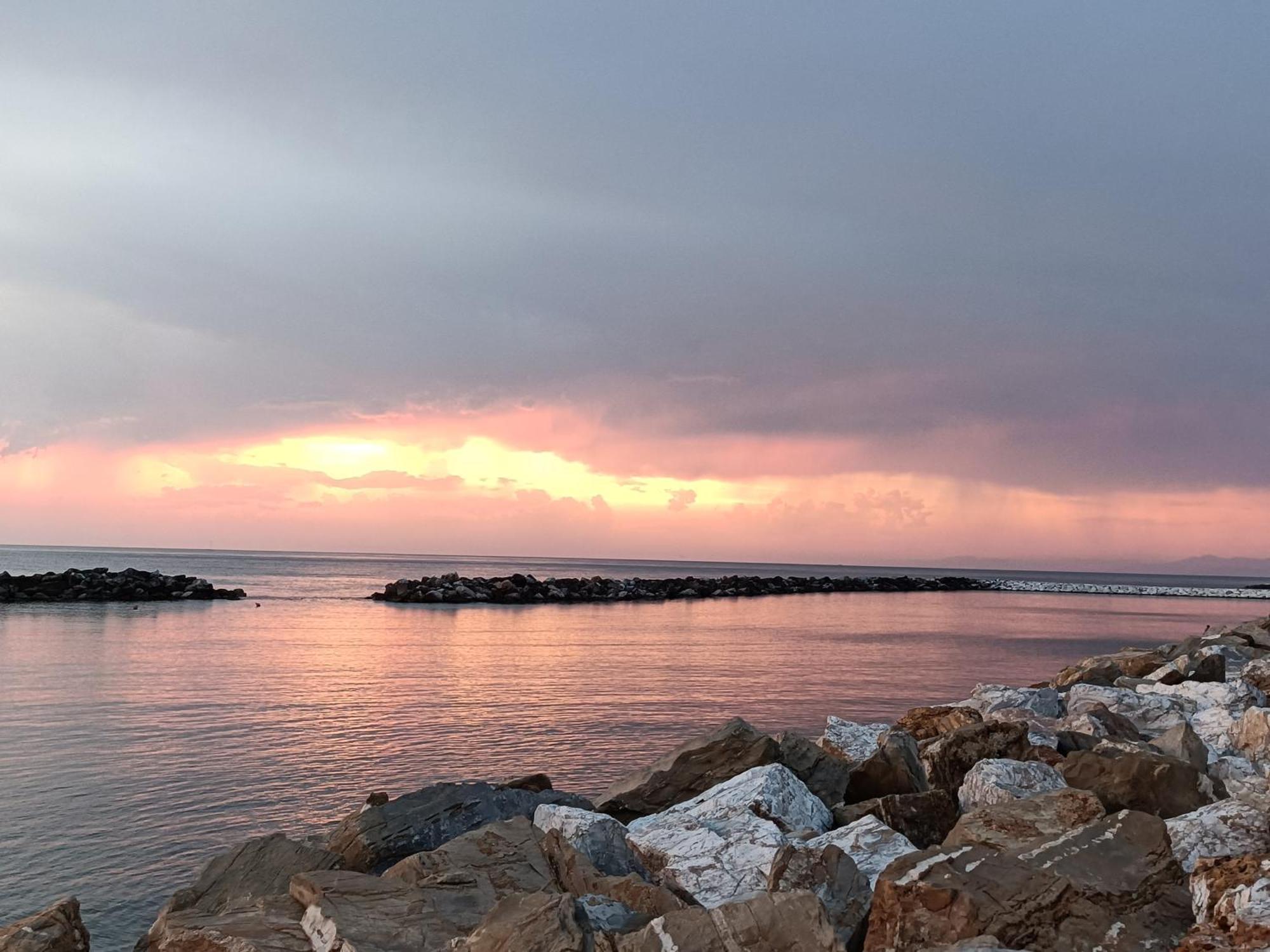 Casa Vacanze Marina Di Pisa Catola Eksteriør billede